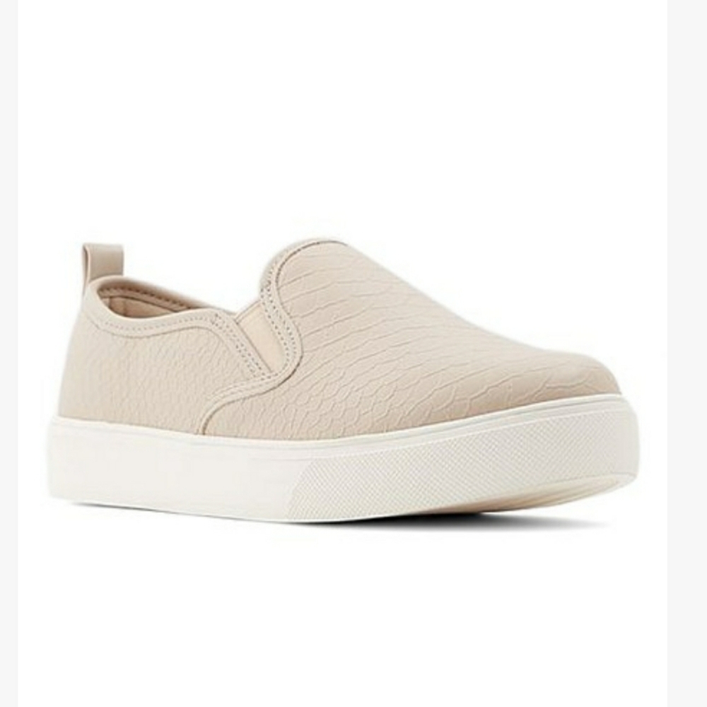Aldo Tan slip on women shoe - 6.5